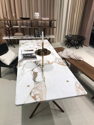NEB Rectangular Table With Top In Calacatta Marble