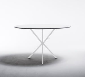 NEB Round Dining Table With Top In Laminate
